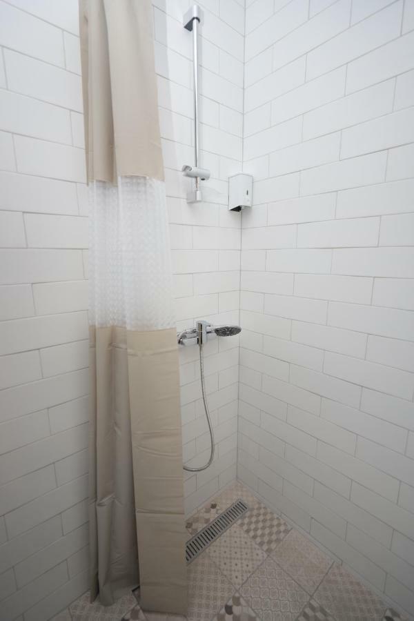 Duck Hostel Yerevan Ngoại thất bức ảnh