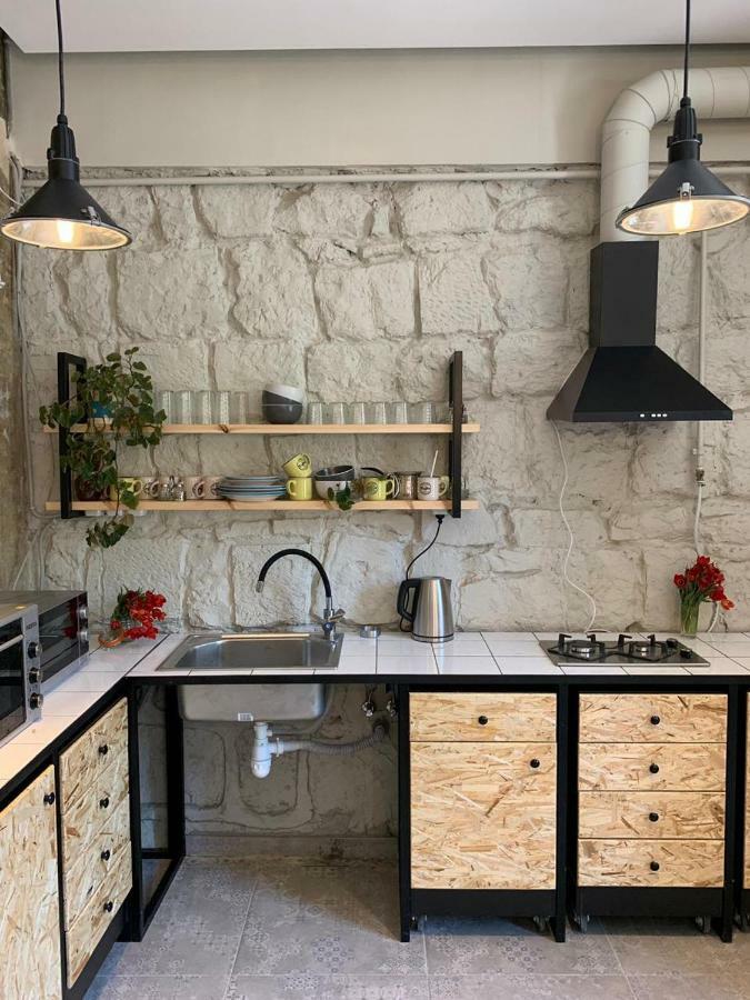 Duck Hostel Yerevan Ngoại thất bức ảnh